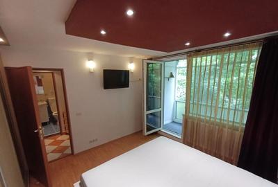 Apartament cu 3 camere, mobilat în Berceni