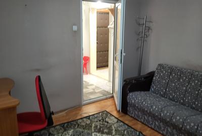 De inchiriat apartament 2 camere, situat etaj 1 in bloc mic, zona Hotel Vrancea. - 6