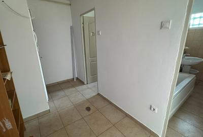 Ultracentral Apartament 2 camere Bacău - 4