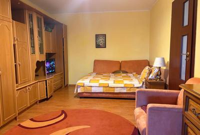 Apartament cu 2 camere decomandat, mobilat în Turda