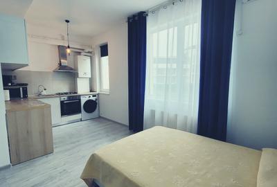 Mamaia Nord - Kaufland -150 m de plaja - studio modern - termen lung -320 Euro - 18