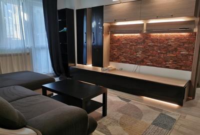 Apartament cu 2 camere semidecomandat în 13 Septembrie
