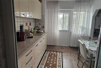 Apartament 2 camere zona Stadion /Calea Nationala , etaj 2 ,renovat - 1