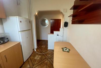 De-Inchiriat-Apartament-2-Camere-Parcare-Tractorul - 8