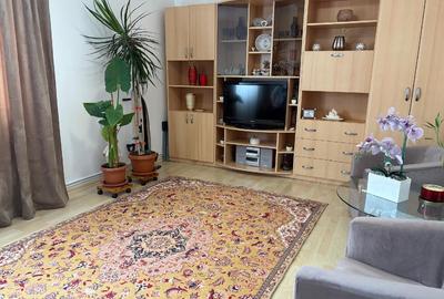 Apartament cu 2 camere decomandat, mobilat în Mărăști