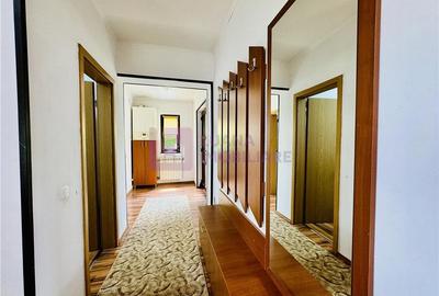 Casa individuala | suprafata utila 360 mp | teren 430 mp | Calea Poplacii - 11