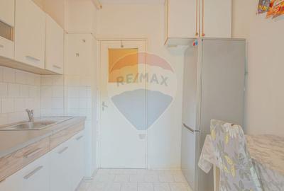 Apartament 2 cam de închiriat Zona Griviței Mobilat și utilat etaj 1 - 16