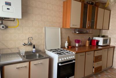 Apartament 3 camere Manastur, str.Padin, zona Piata Flora, decomandat, et.2/4 - 1