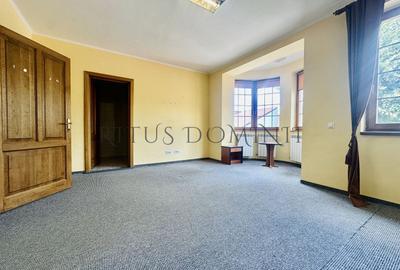 Casa de Închiriat Ultracentrala, 12 Camere, 10 Bai, 6 Parcari - 7