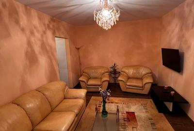 Apartament cu 2 camere semidecomandat în 1 Mai