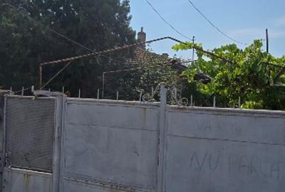 Casă individuală cu 5 camere în Central