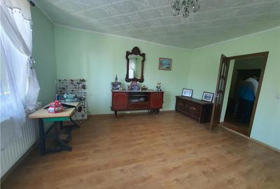 Casa singur in curte cu  700mp teren in orasul Avrig, 25km distanta de Sibiu - 11