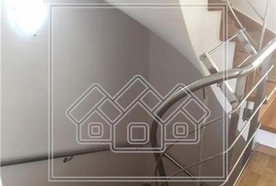 Casa de inchiriat in Sibiu - 160 mp utili, 4 camere - Zona Moldoveanu - 17