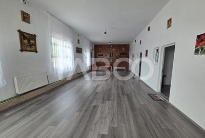 Casa de inchiriat 4 dormitoare living spatios baie prima inchiriere - 1