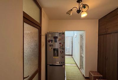 Vânzare apartament 3 camere Basarabia - 3