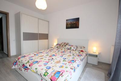Apartament cu 2 camere semidecomandat, mobilat în Mărăști