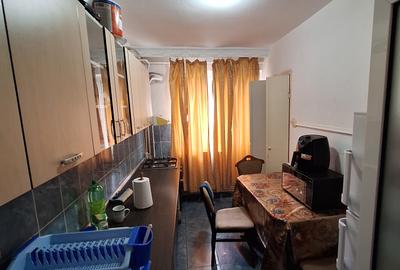 2 decomandate Piata Centrala 50mp Parter/4 mobilat 63000Euro - 3