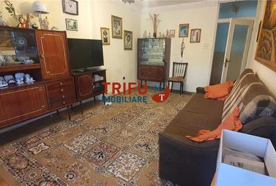 Apartament cu 4 camere decomandat în Ampoi 1