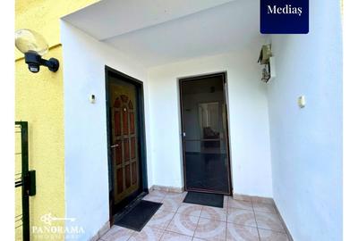 Apartament la casă cu curte proprie în Aviatorilor Mediaș - 13