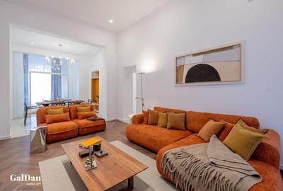 Apartament cu 5 camere decomandat, mobilat în Universitate