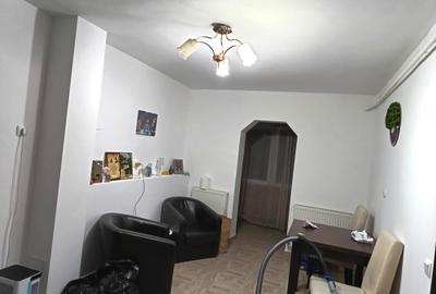 Apartament cu 3 camere decomandat în Nord