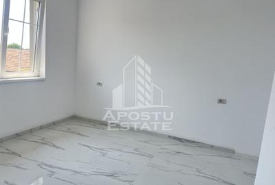 Duplex P+ E, cu 3 camere, in Sanandrei - 4