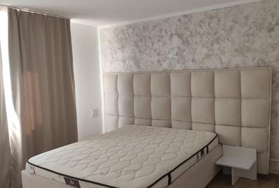 Inchiriez  apartament 2 camere - 4