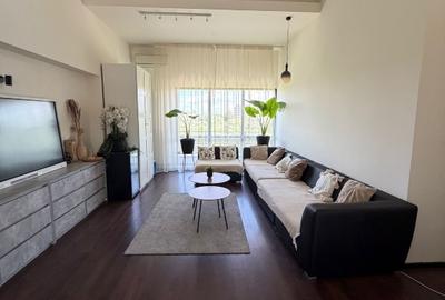 Apartament cu 5 camere decomandat, mobilat în Băneasa