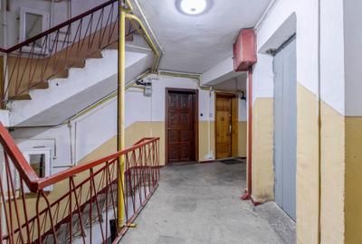 Apartament 3 camere transformat in 2 camere – Bd. Cosminului - 21