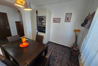 Închiriere Apartament 3 Camere Panduri - 9
