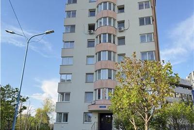 Vanzare garsoniera decomandata in bloc de apartamente, zona Garii - 4