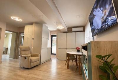 Apartament cu 3 camere decomandat, mobilat în Victoriei