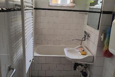 Vand apaqrtament cu 2 camere cf. 2, nedecomandat etaj 4/4, zona Aleea Savinesti - 8