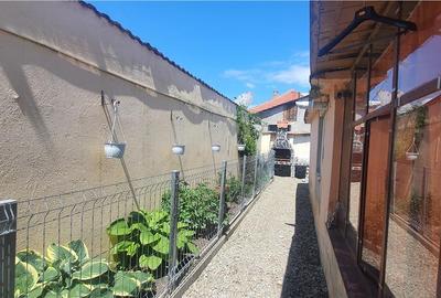 Apartament la casa P+1 si 160mp teren in zona Lupeni - supermarket Profi - 5