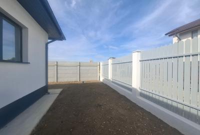 Casa 3 camere/Țegheș/ Individuala la Cheie - 14