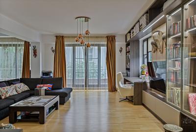 Apartament cu 4 camere semidecomandat în Floreasca