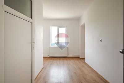 CLADIRE CAZARE ANGAJATI/ALTE ACTIVITATI | 1.011 MP UTILI | BRASOV - 10