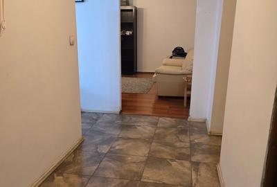 Apartament 3 camere decomandat | Centrală proprie | 2 băi | Drumul Sării - 7
