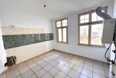 B-dul Carol I nr. 59, 188 mpu, etaj 3, 6 camere, bloc mic - 9