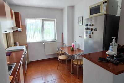 Apartament cu 2 camere decomandat, mobilat în Panduri