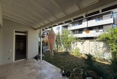Vilă 6 camere, 250 mp utili, grădină, 2 garaje, P+2 - 1