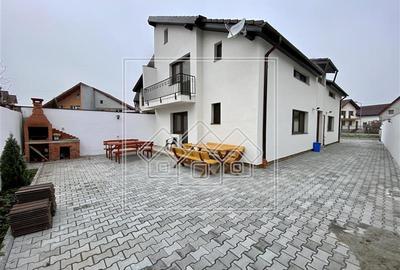Hotel/Pensiune, de 200 mp, în Terezian