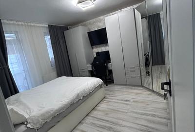 Apartament cu 2 camere semidecomandat, mobilat în Florești