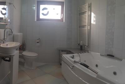 Vila 7 camere zona Capitol. Ideal locuit/Birouri - 19