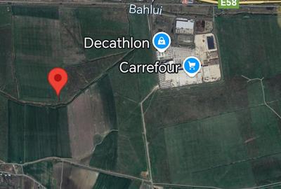 Teren Construcții intravilan de 12000 mp, în Valea Lupului