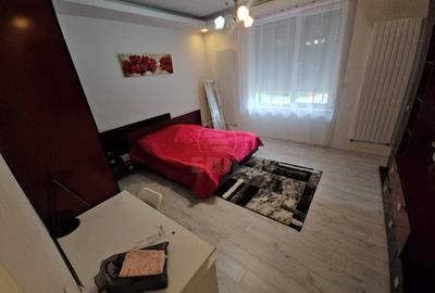Apartament de închiriat, 4 camere, 130 mp, semicentral zona Horea - 10