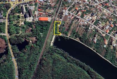 Teren deschidere lac, langa padure, aproape de centru - 2