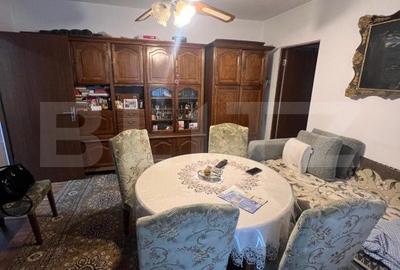 Apartament cu 3 camere semidecomandat, mobilat în Independenței