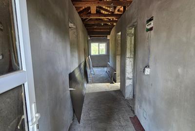 O casă nouă,teren generos și locul în care planurile de mâine pot începe astazi - 6