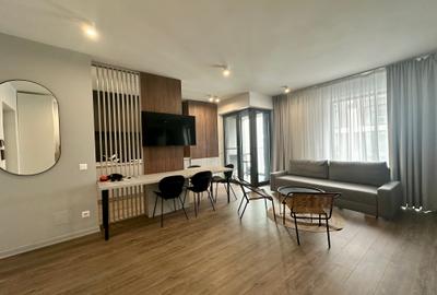 Apartament cu 2 camere semidecomandat, mobilat în Aviației